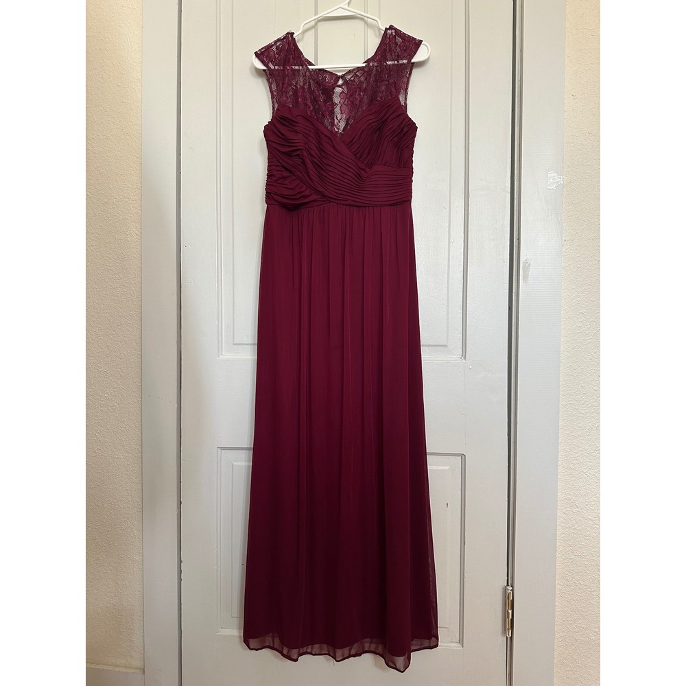 Sangria Burgundy Lace Yoke Pleated Bodice Maxi Dress Size 8 ASAAZ8CG
